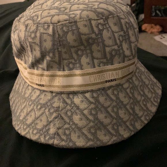 Christian Dior bucket hat